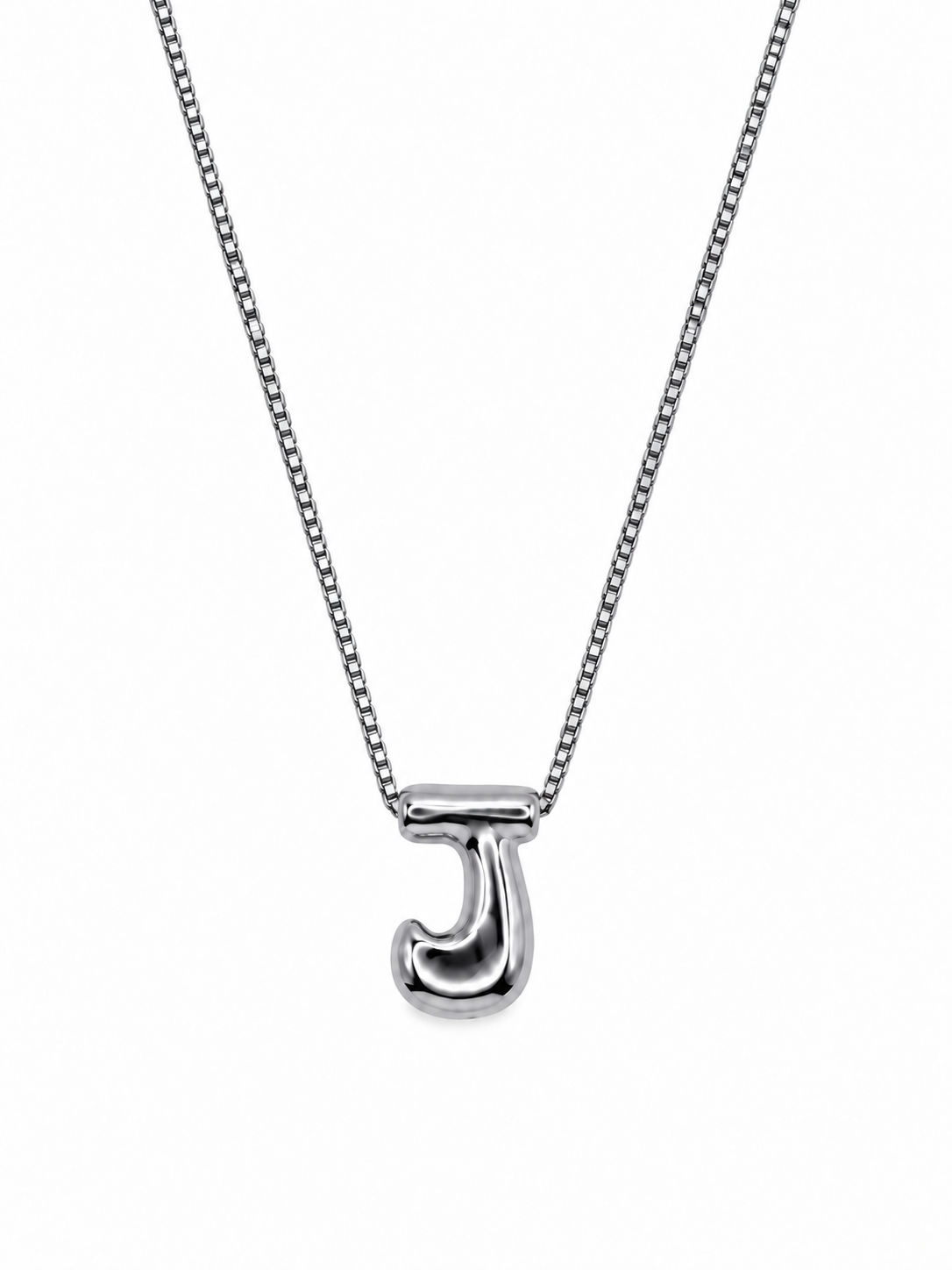 COLLIER AVEC INITIALE