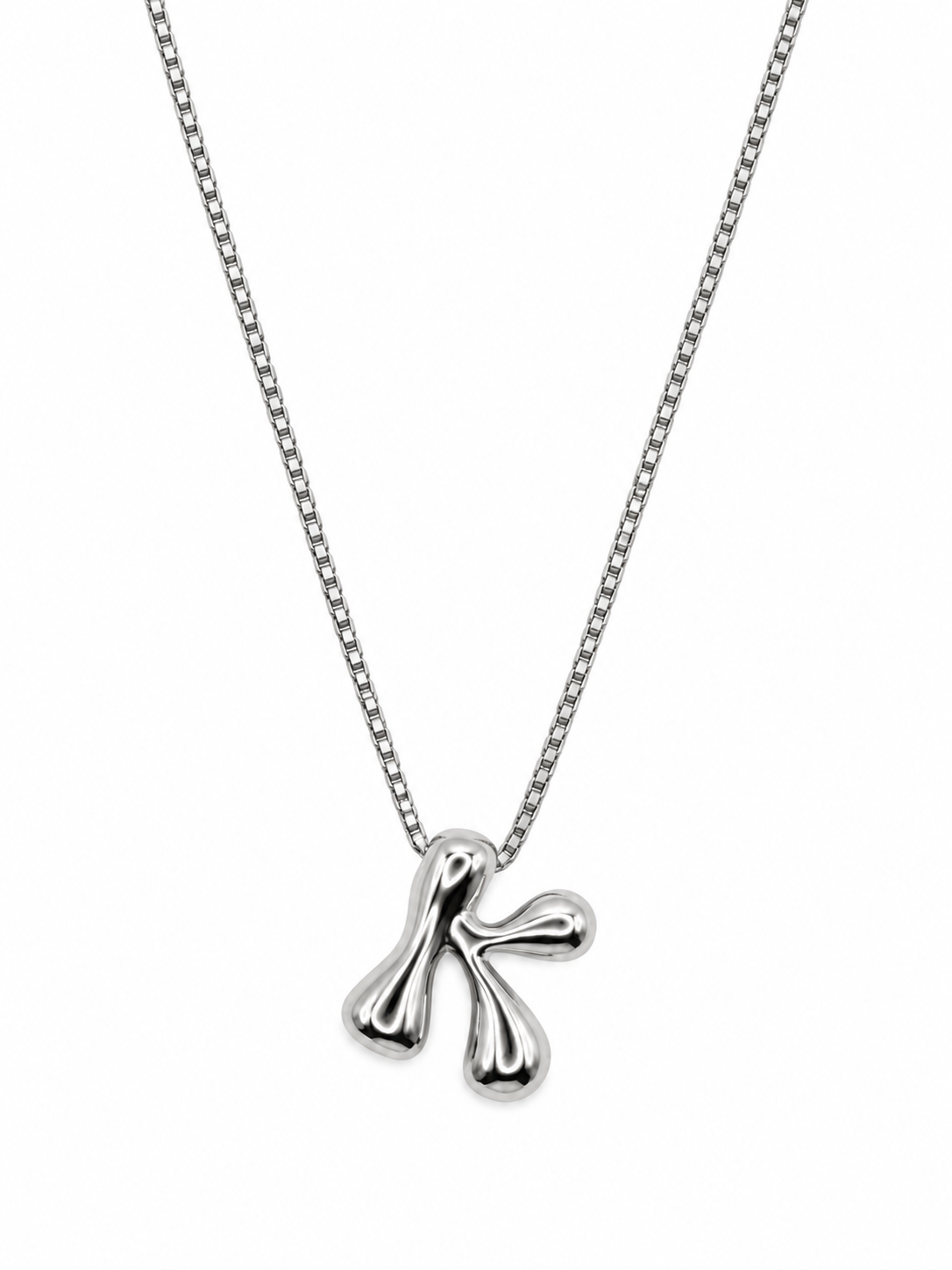 COLLIER AVEC INITIALE