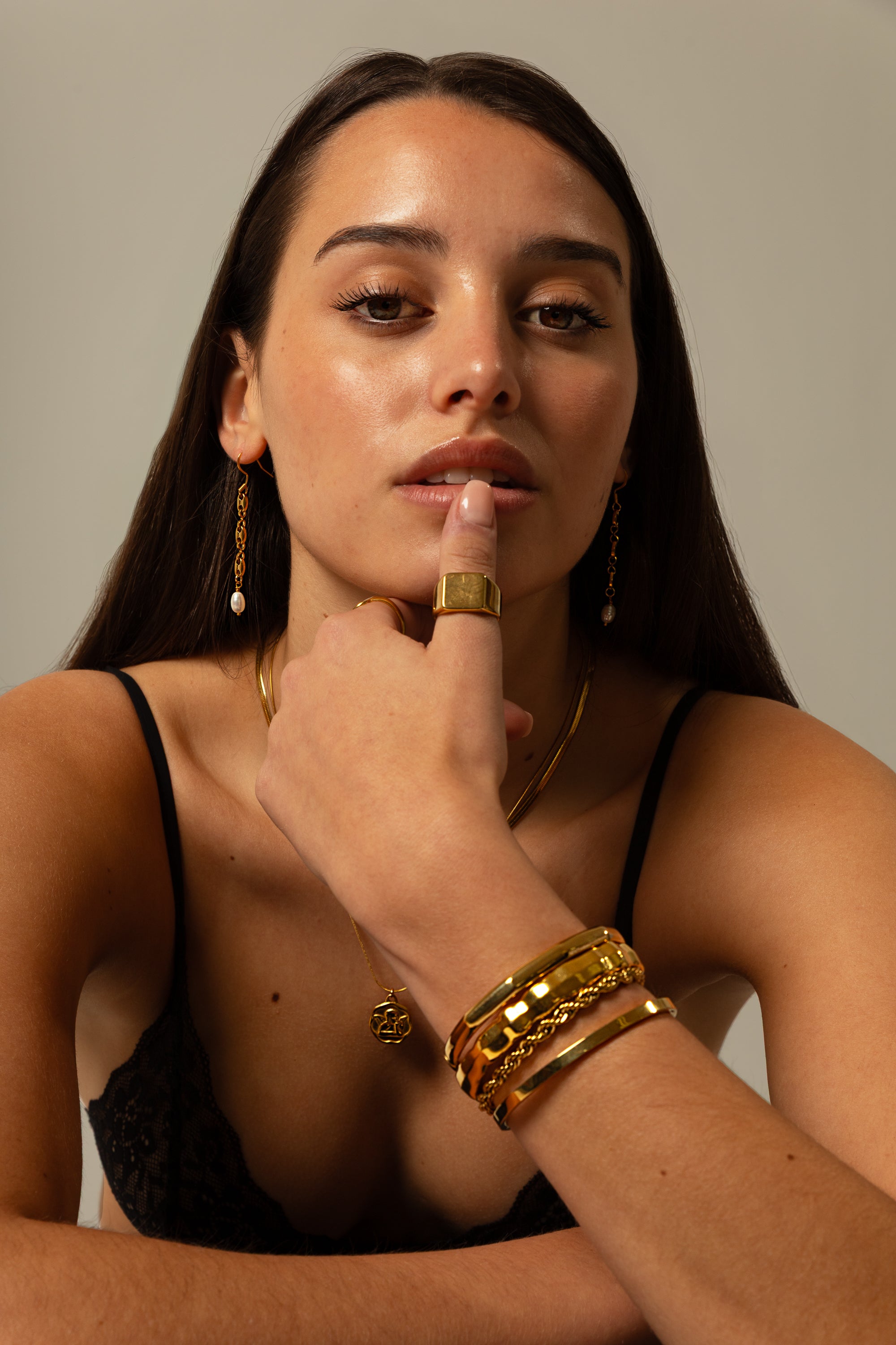 ANGELIC GOLD NECKLACE