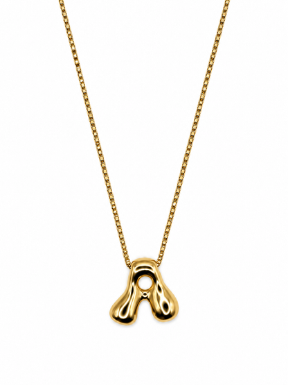 COLLIER AVEC INITIALE