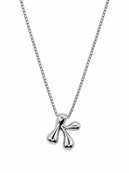COLLIER AVEC INITIALE