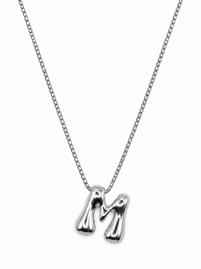 COLLIER AVEC INITIALE