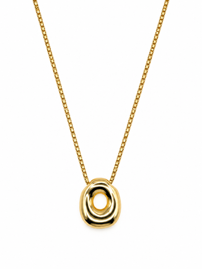 COLLIER AVEC INITIALE