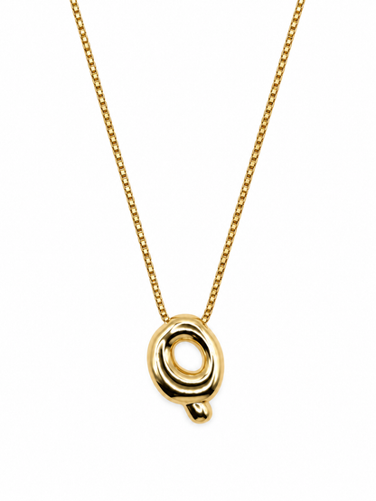 COLLIER AVEC INITIALE