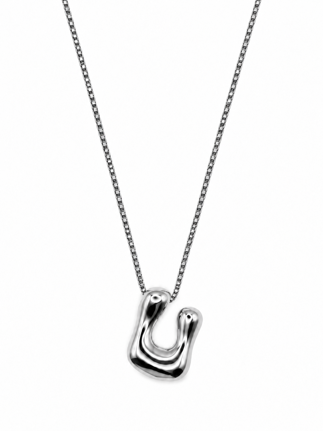 COLLIER AVEC INITIALE