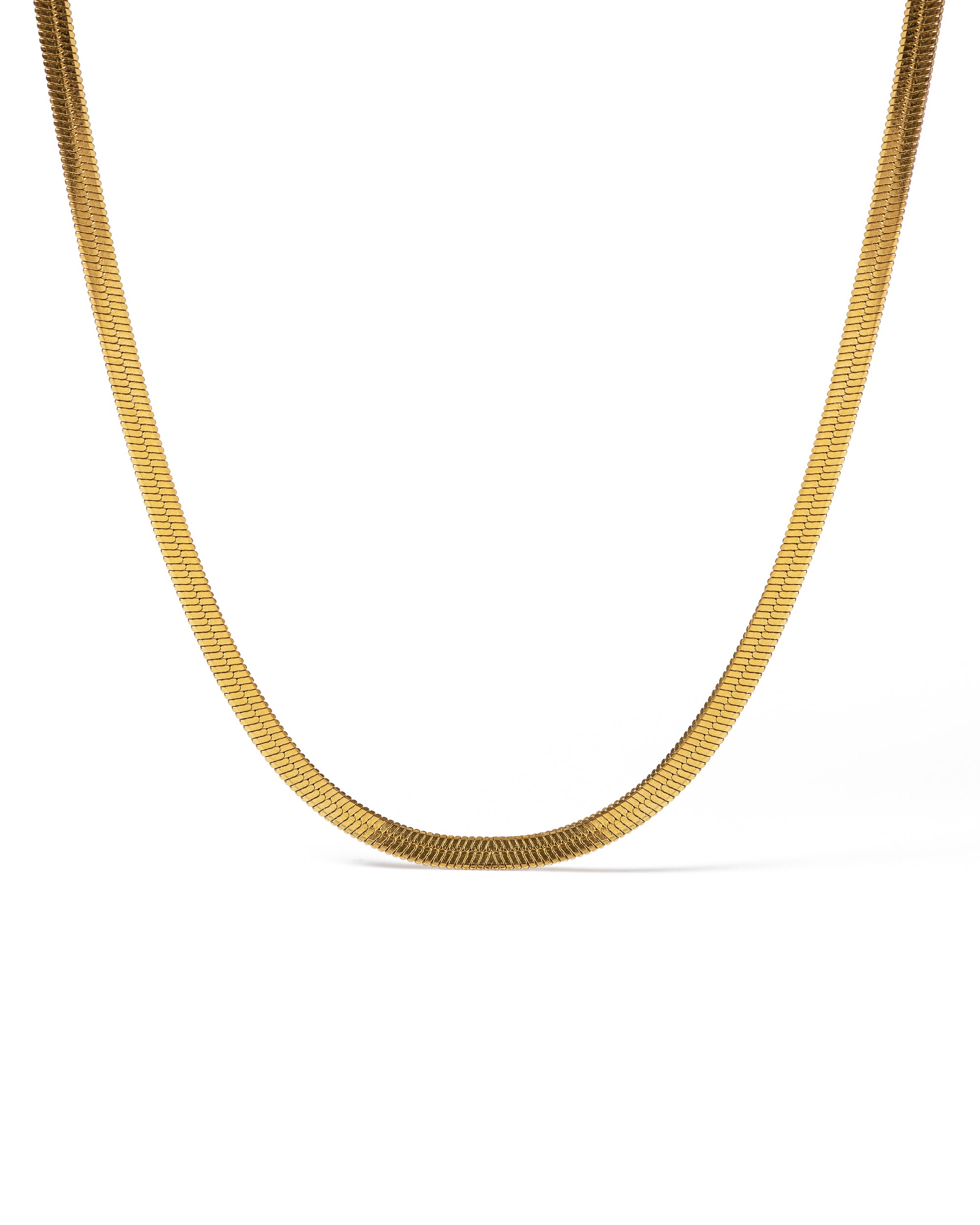 FEATURE GOLD NECKLACE
